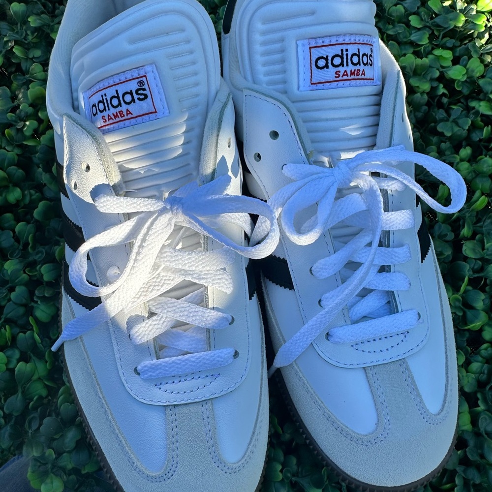 Brand NEW, Never Worn ADIDAS SAMBA US Size 8 Men /9.5 Women